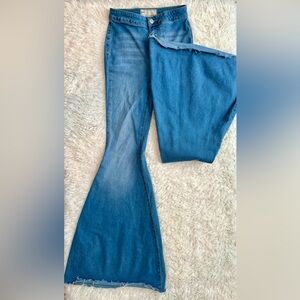 Free People Bell Bottoms Size W 25 R. Super Stretchy.